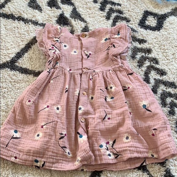 Baby girl Zara dress, worn once! - Picture 3 of 5